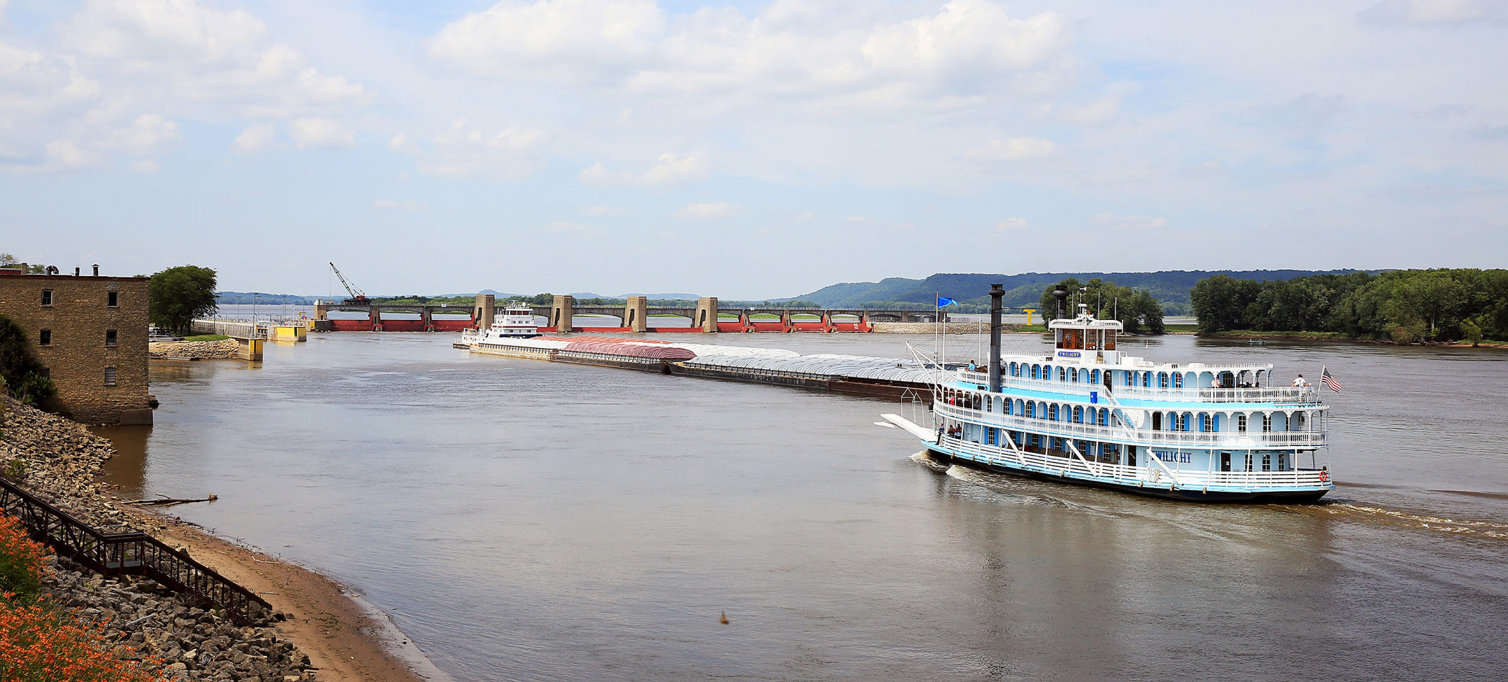 THE GREAT RIVER-0552